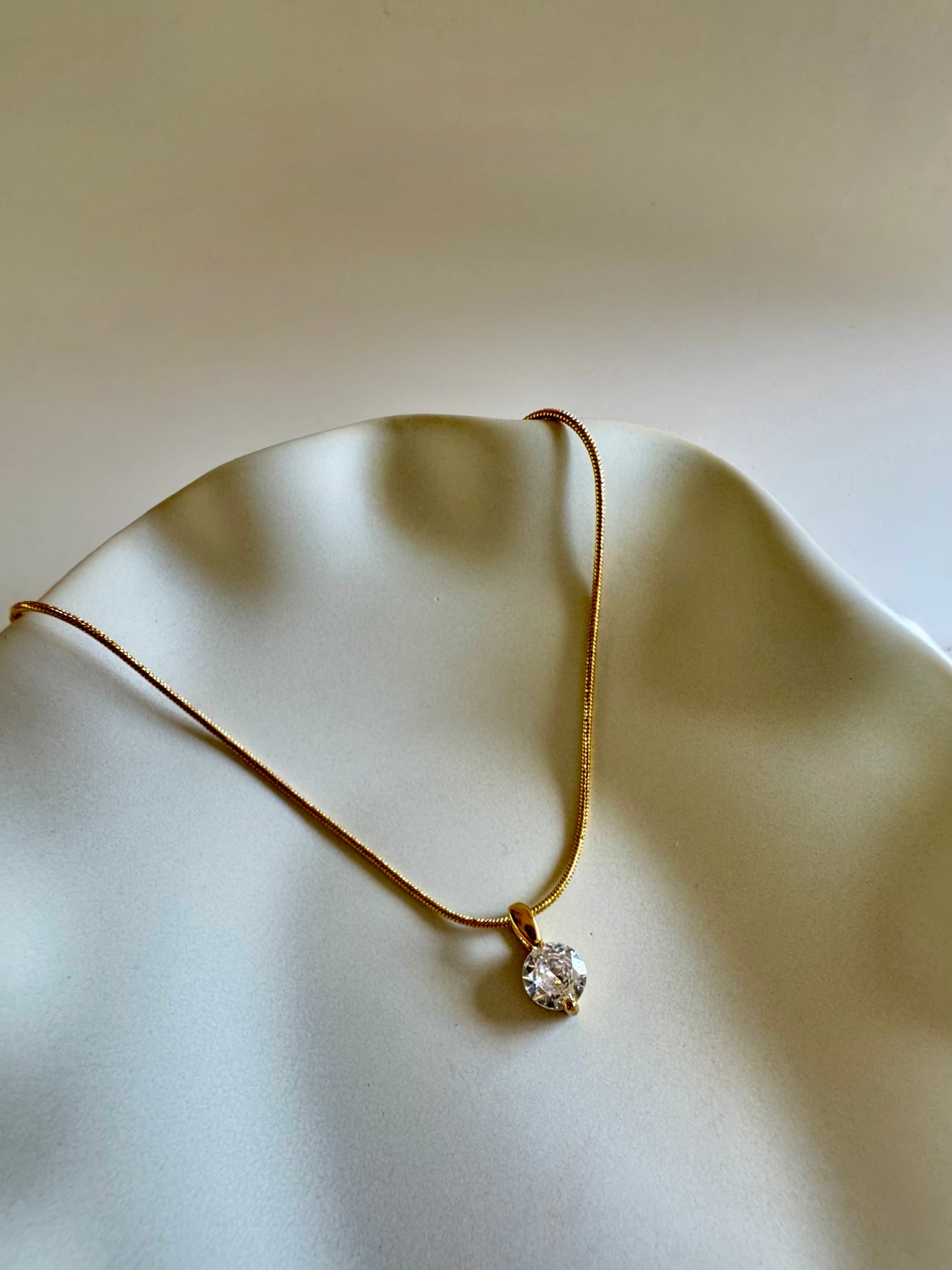 ODETTE NECKLACE