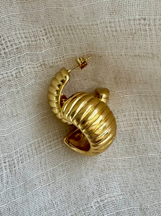 TOVA EARRING